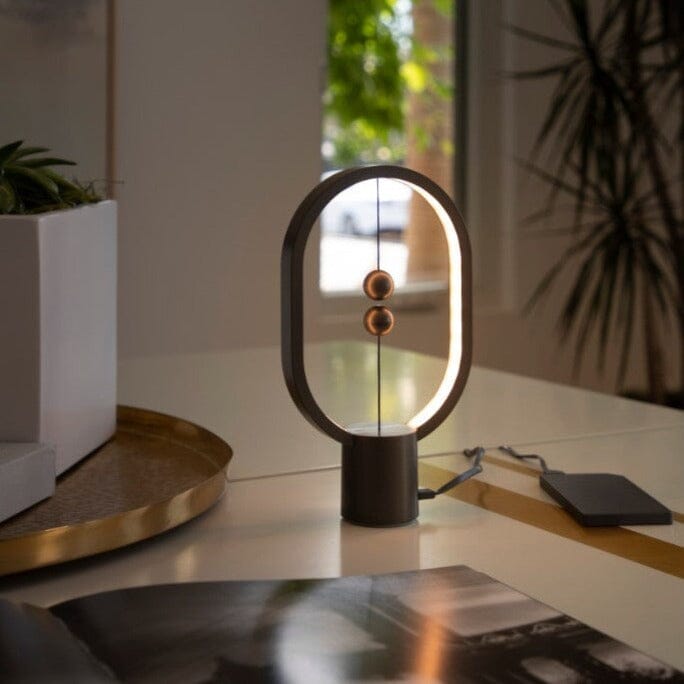 Heng Balance Ellipse Mini - Lampe à poser DesignNest 