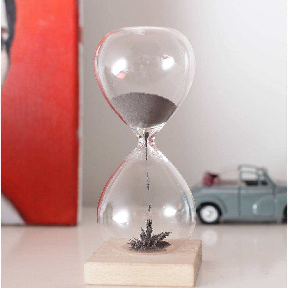 Hourglass Magnetic sand - Sablier magnétique Kikkerland 